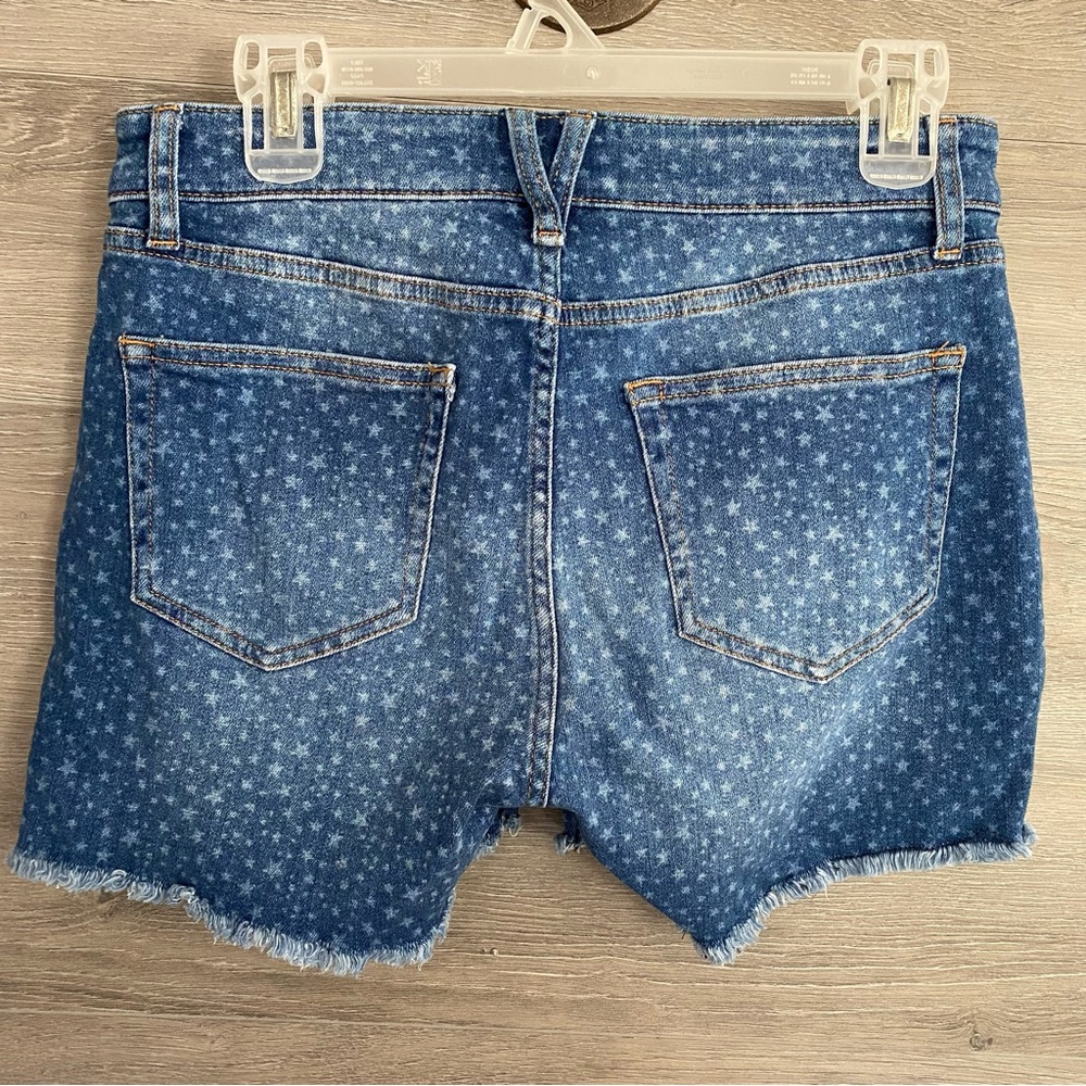 !BUNDLE! Vineyard Vines Jean Shorts - Picture 4 of 7